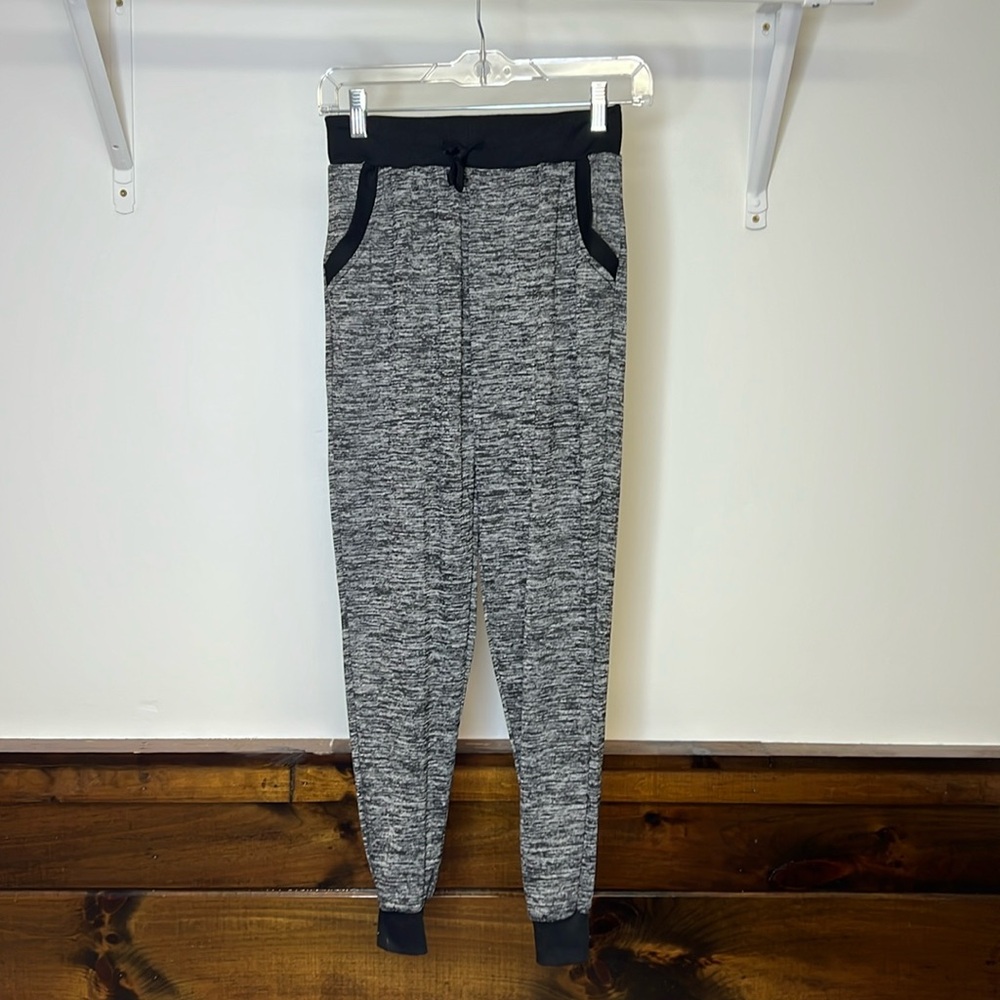 Amazon Gray & Black Lightweight Joggers- Small
